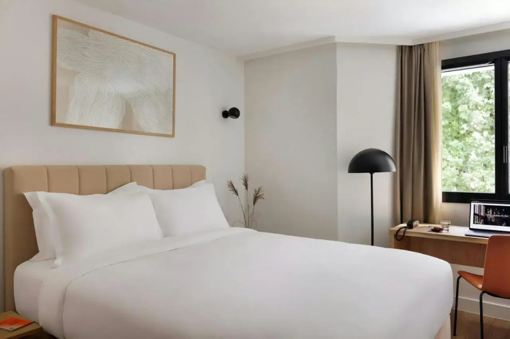 Yvette Hotel Porte de Versailles, Sonder
