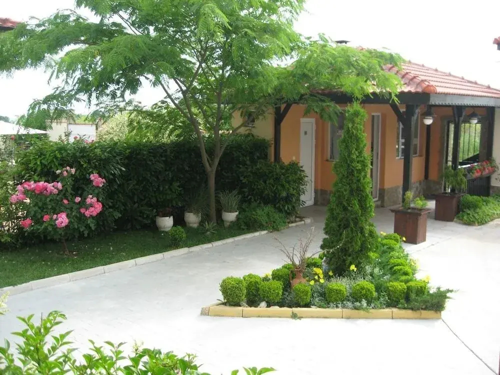 Chateau Aheloy 2