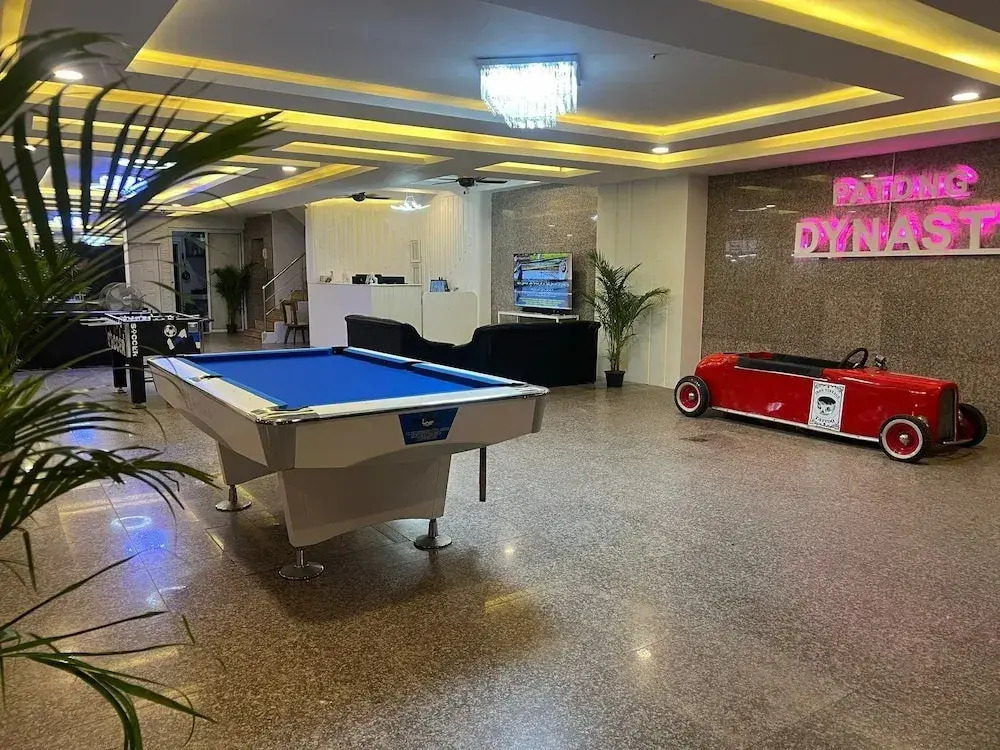 OYO Dynasty Hotel