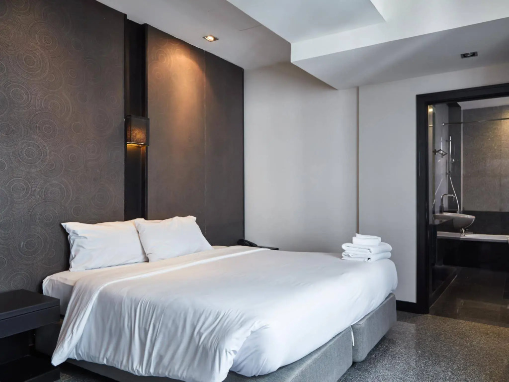 Sukhothai Hotel and Residence
