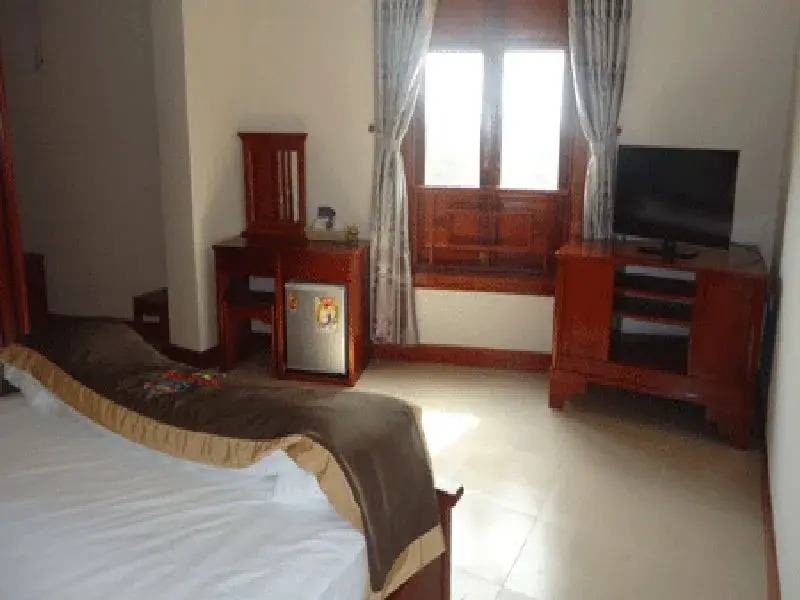 Vuong Hoan Hotel