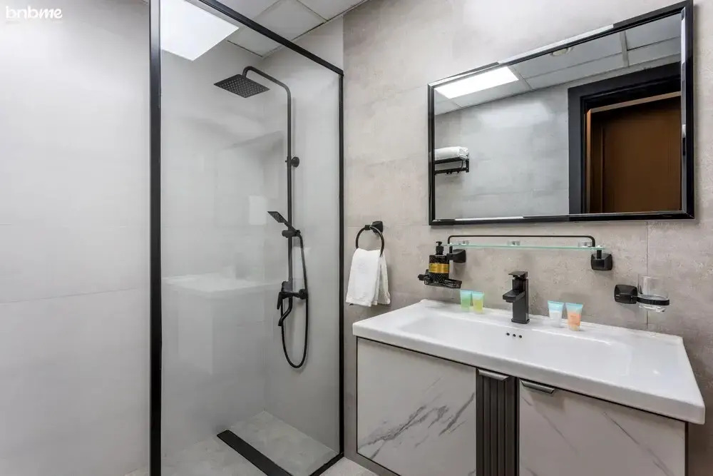 St-Lago Vista Tower-1412 by bnbme homes