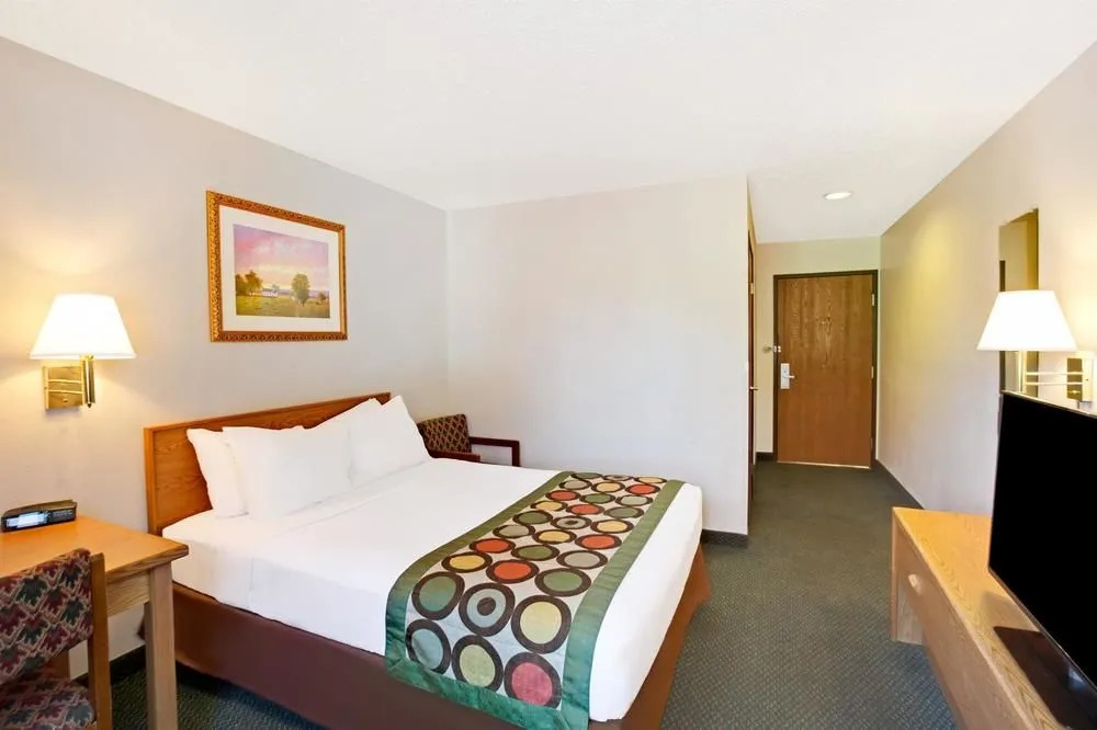 Super 8 Motel - Aberdeen North