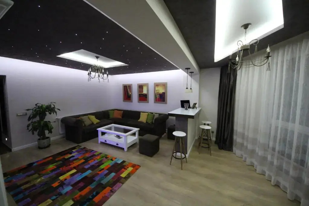 Majestic Residence