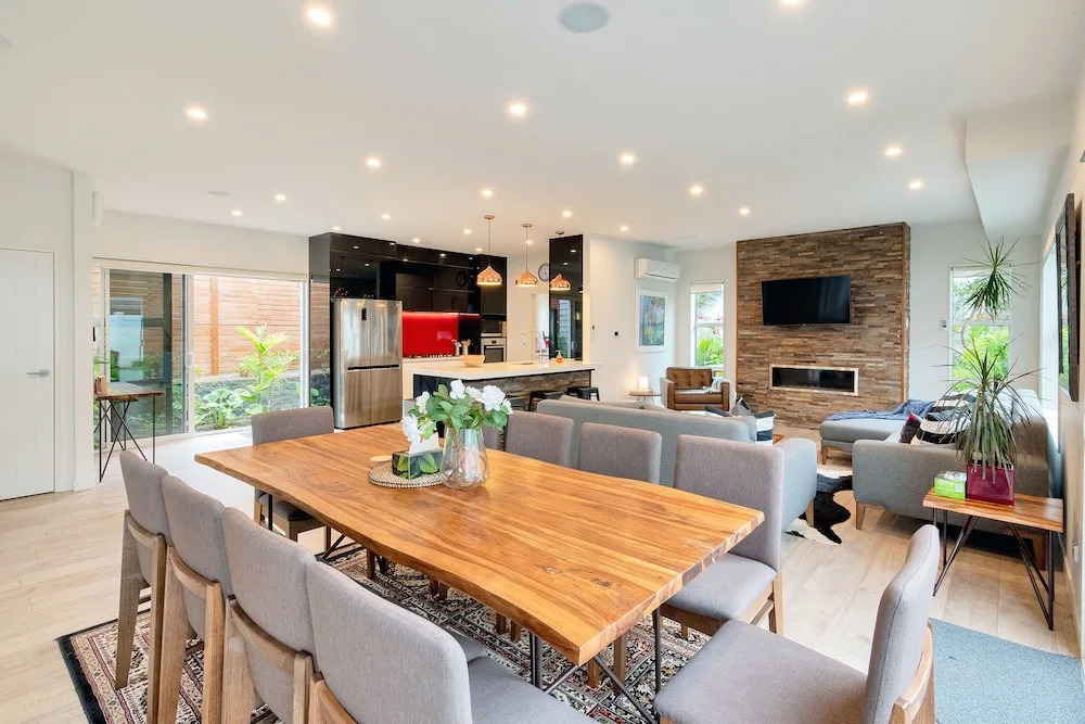 Elegant and Stylish Retreat in Epsom