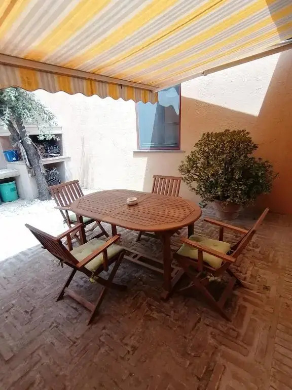Casa Anna - Villetta indipendente in tipico stile sardo IUN Q5687