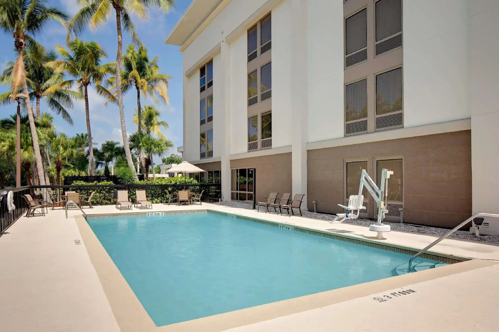 Hampton Inn Naples-Central