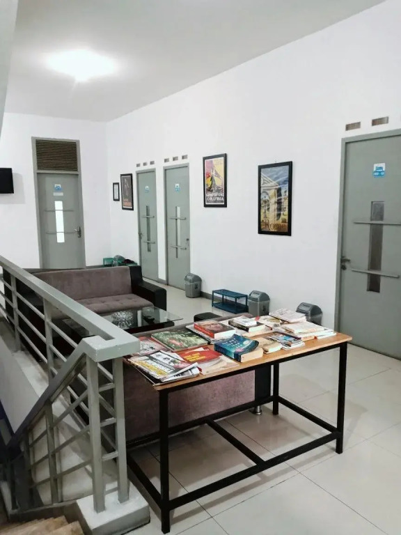 Chezbon Hostel