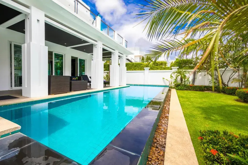 Hollywood Pool Villa Jomtien Pattaya