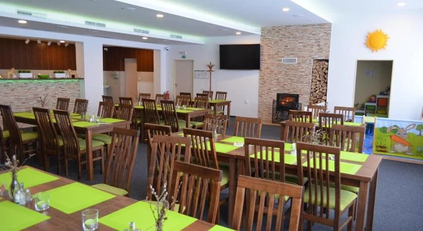 Hotel CESKA FARMA