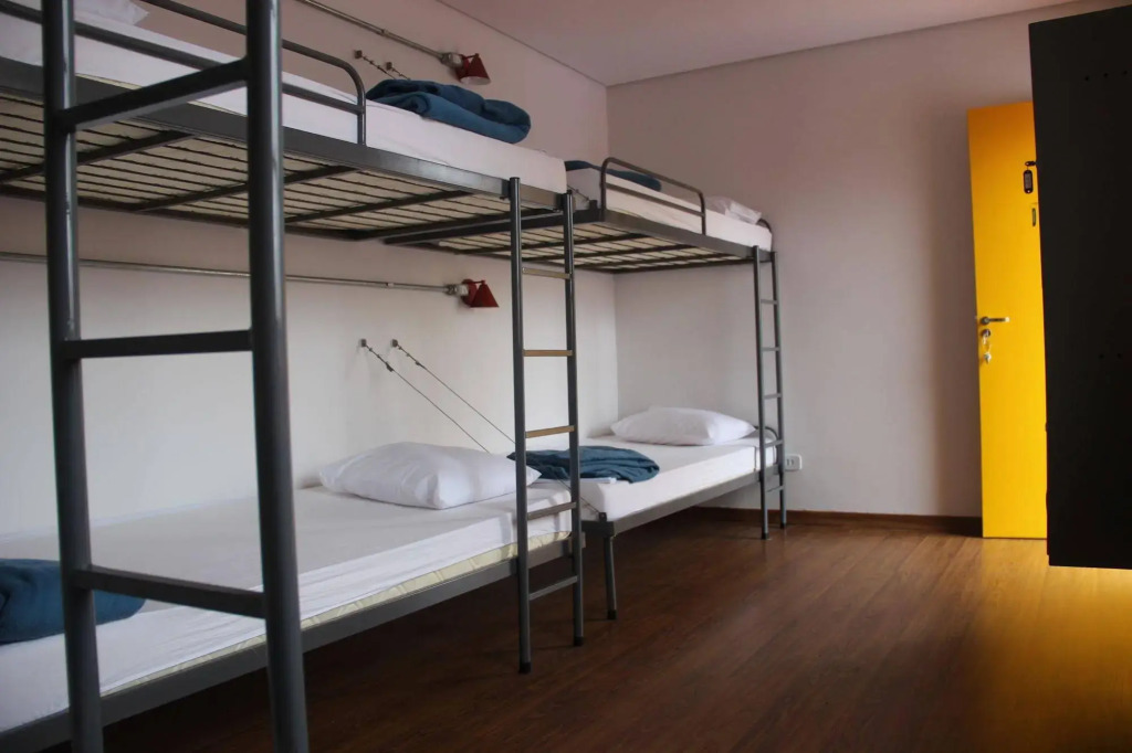 Café Hostel