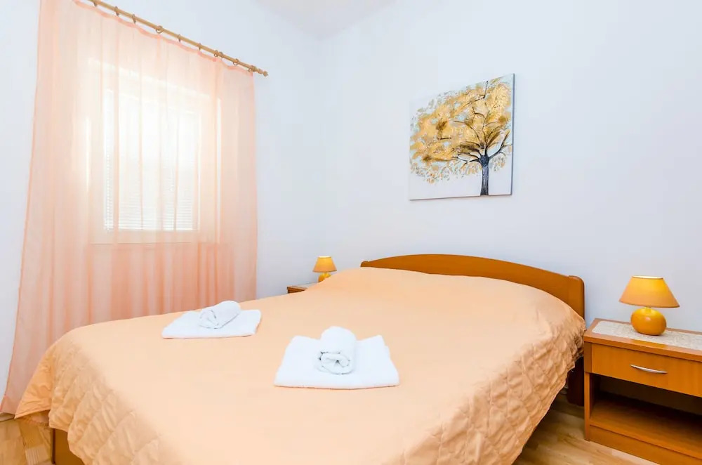 Apartments Mali Paradiso