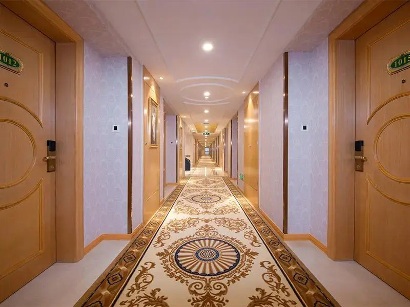 Vienna Hotel Chengdu Dafeng Metro Station