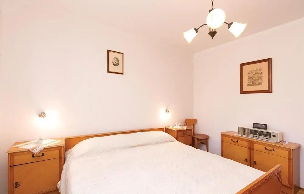Stunning Apartment in Fazana With 2 Bedrooms and Wifi