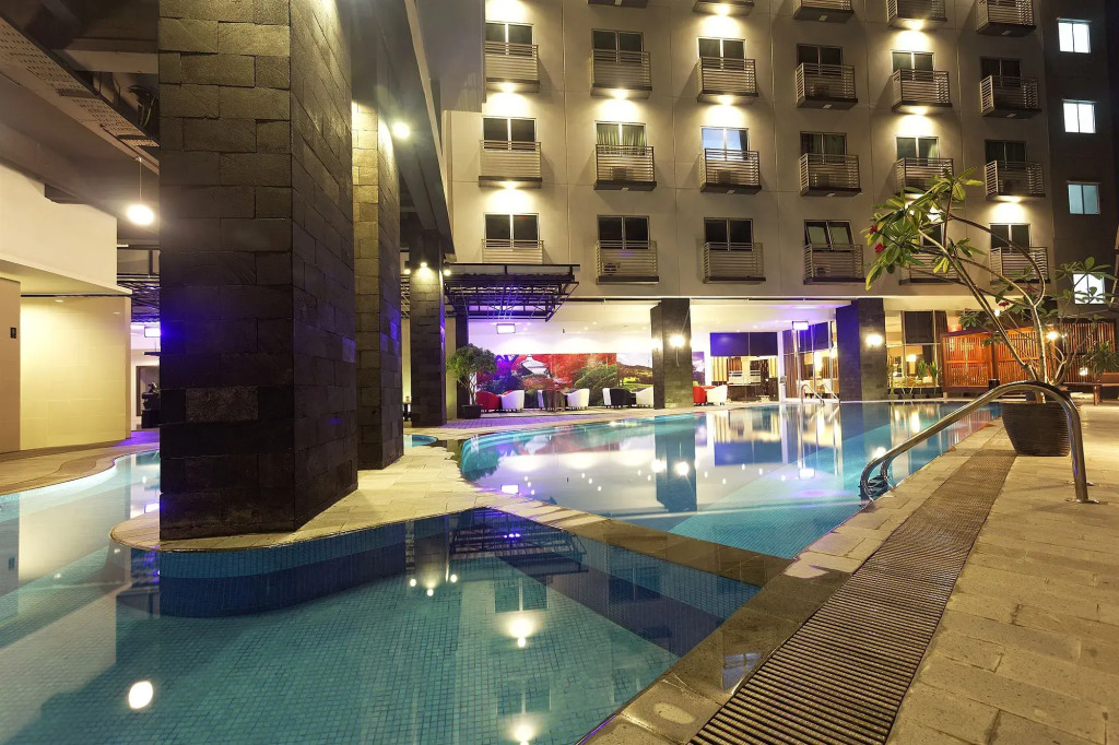 GiiA Hotel Nagoya Batam