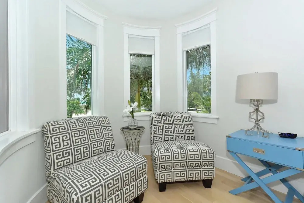 Direct Beach View Apartment 5