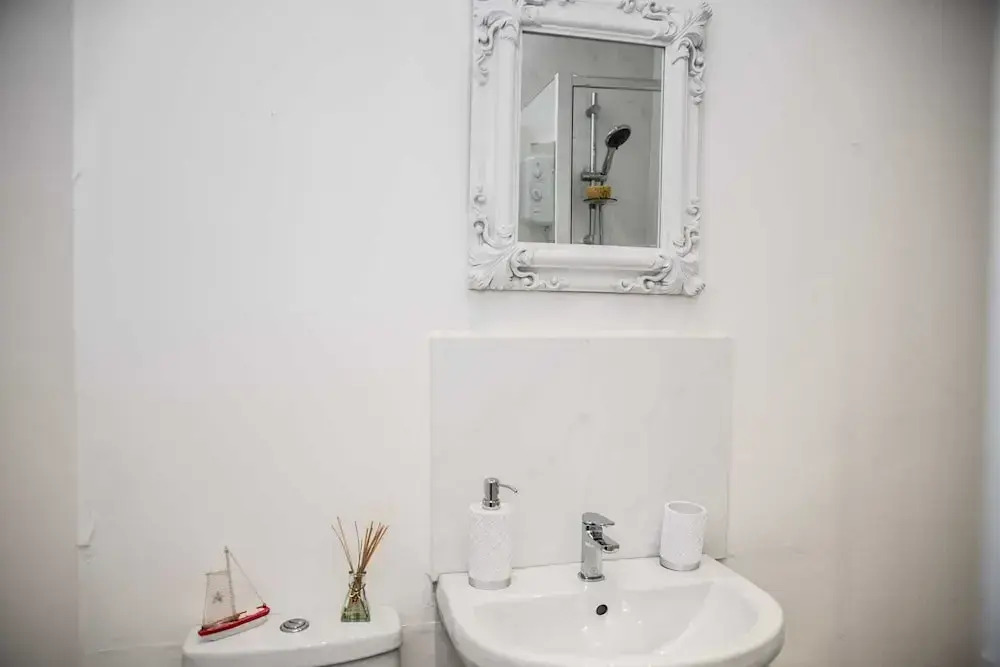 Rose Apartment 2-bed Apt Town Centre Ayr
