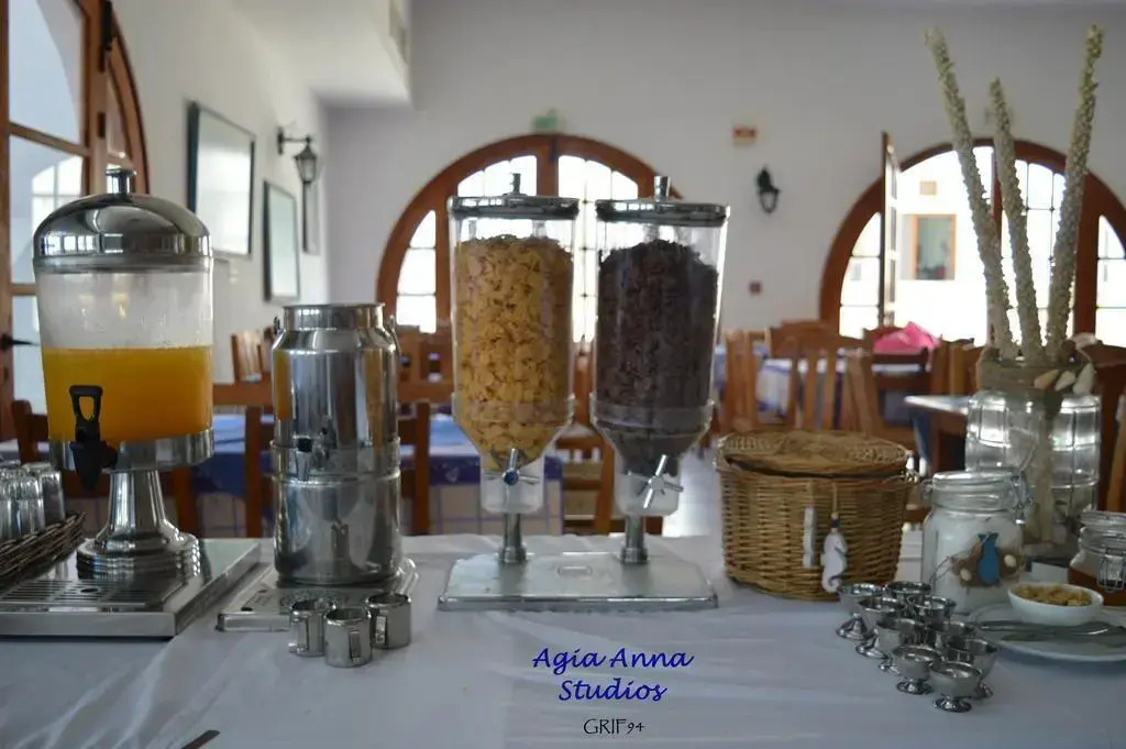 Agia Anna Living