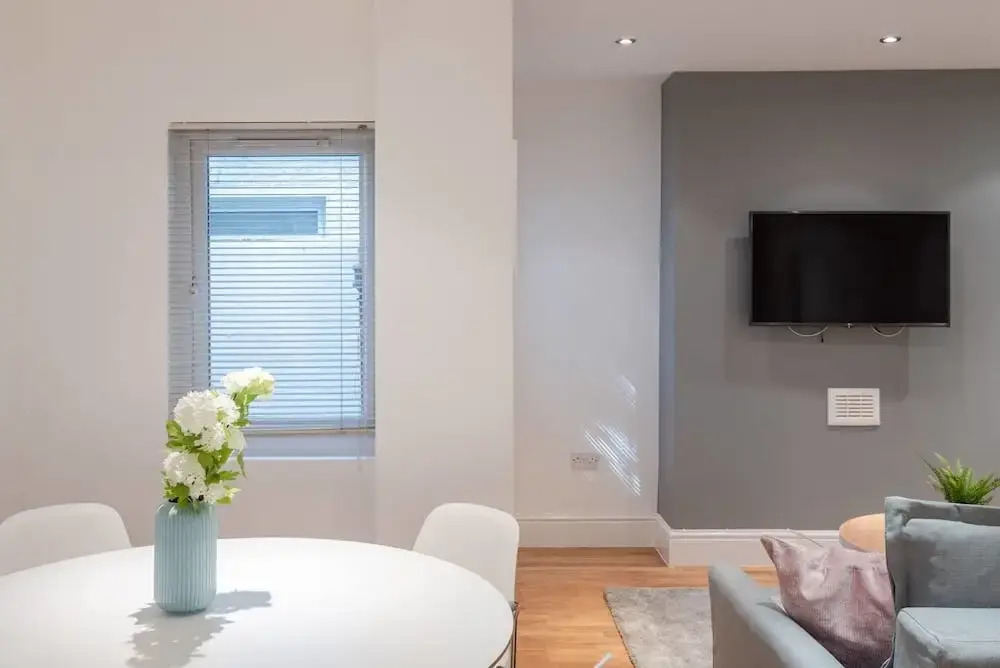 Newly Refurbished 1 Bedroom for 4 in Chelsea