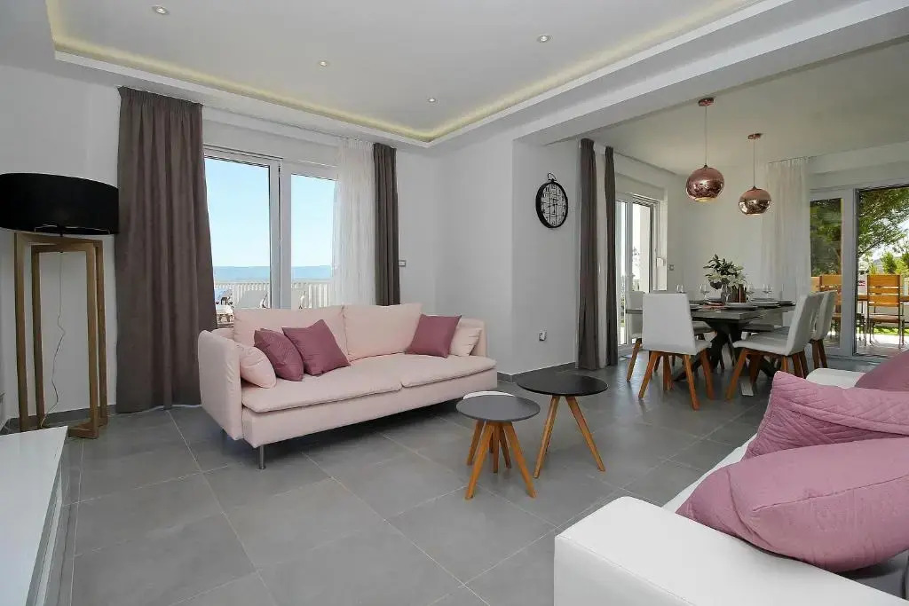 Villa MIRNA with heated pool & whirlpool, traditional wine bar, 150m from sea