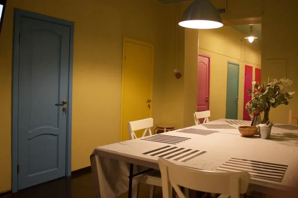 DOORS Mini-Hotel