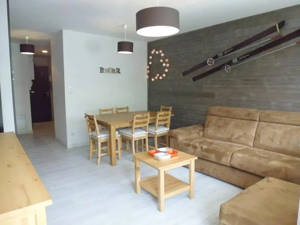 Appartement Gourette, 2 pièces, 6 personnes - FR-1-400-51