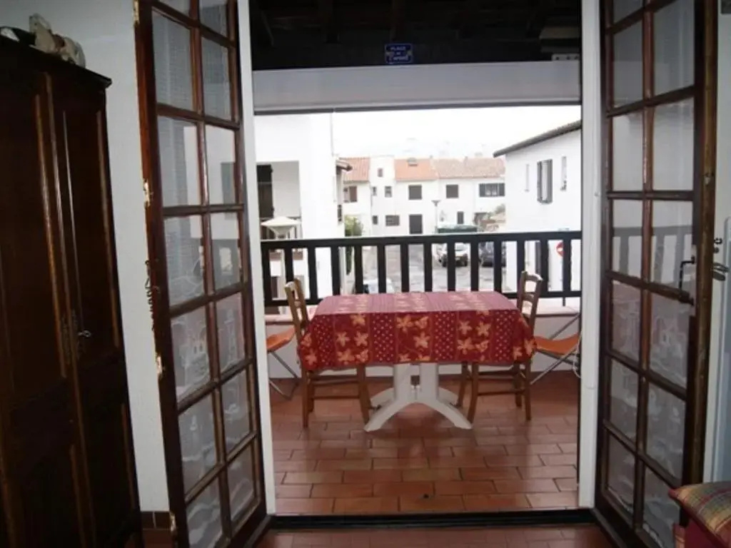 Studio Saintes-Maries-de-la-Mer, 1 pièce, 4 personnes - FR-1-475-57