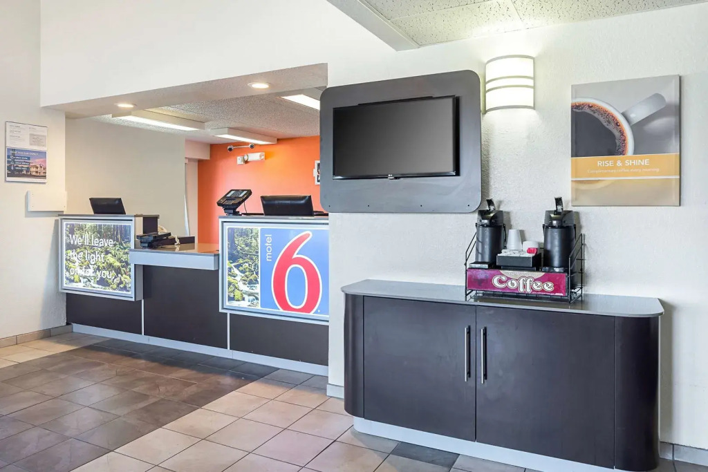 Motel 6-Spokane, WA - East