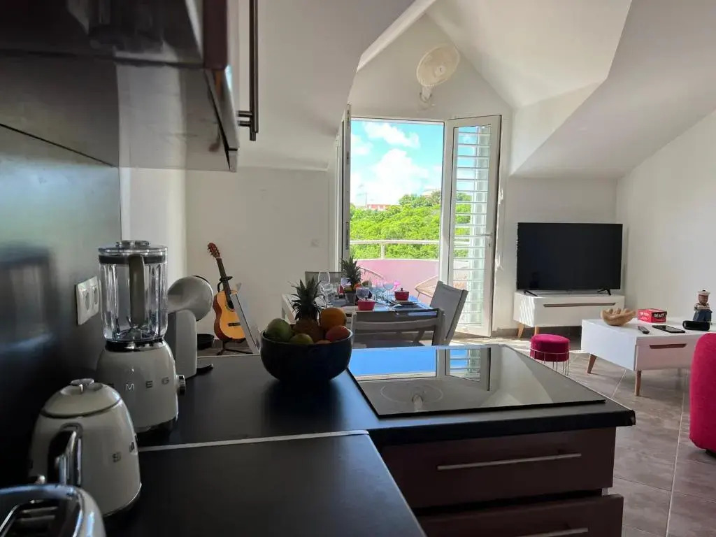 Appartement calme vue mer, proche de la plage