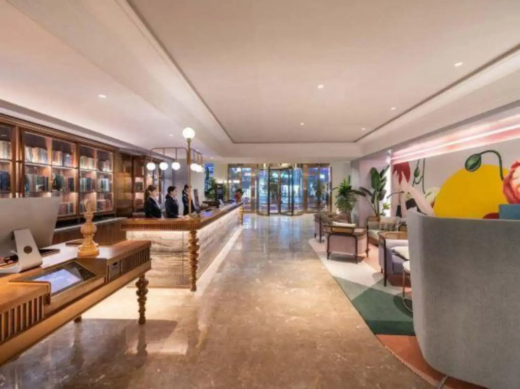 Mercure Wuhan Yangluo