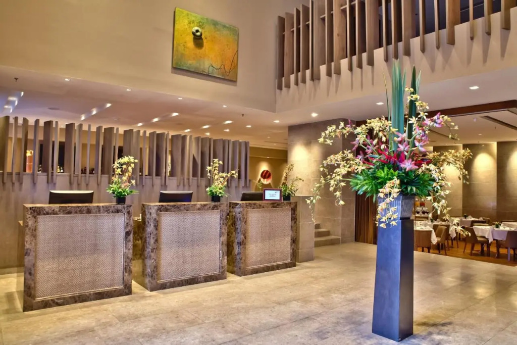 Hotel Rosales Plaza