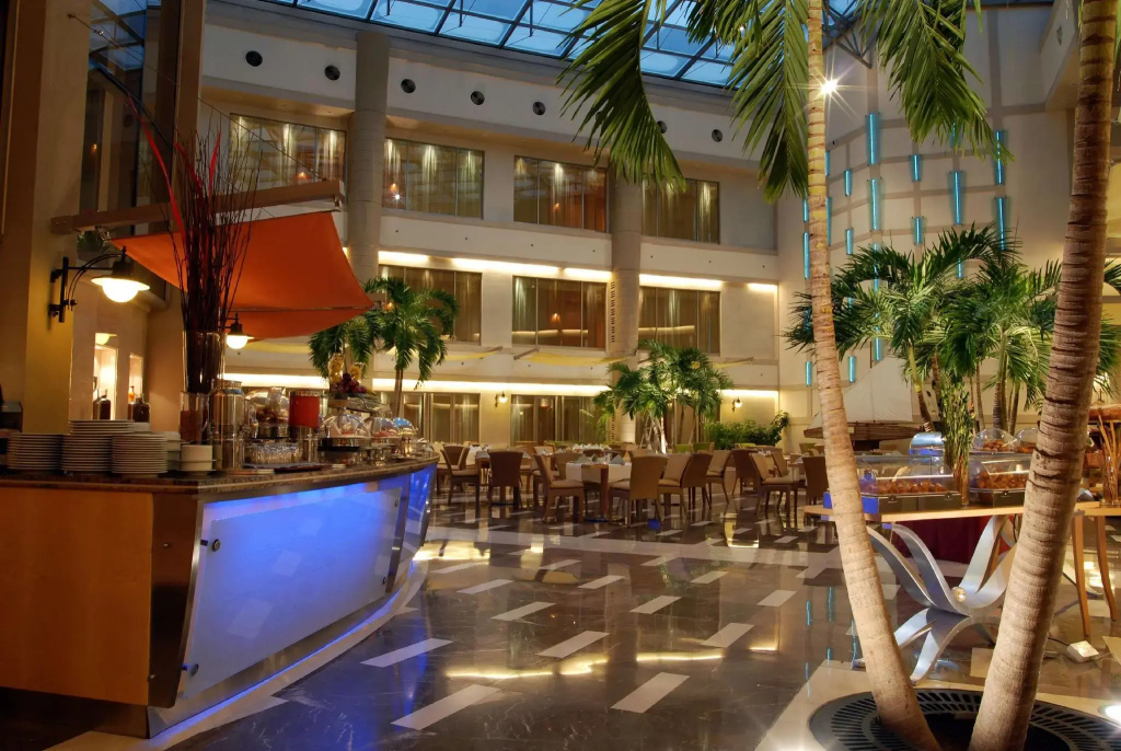 Marina Hotel