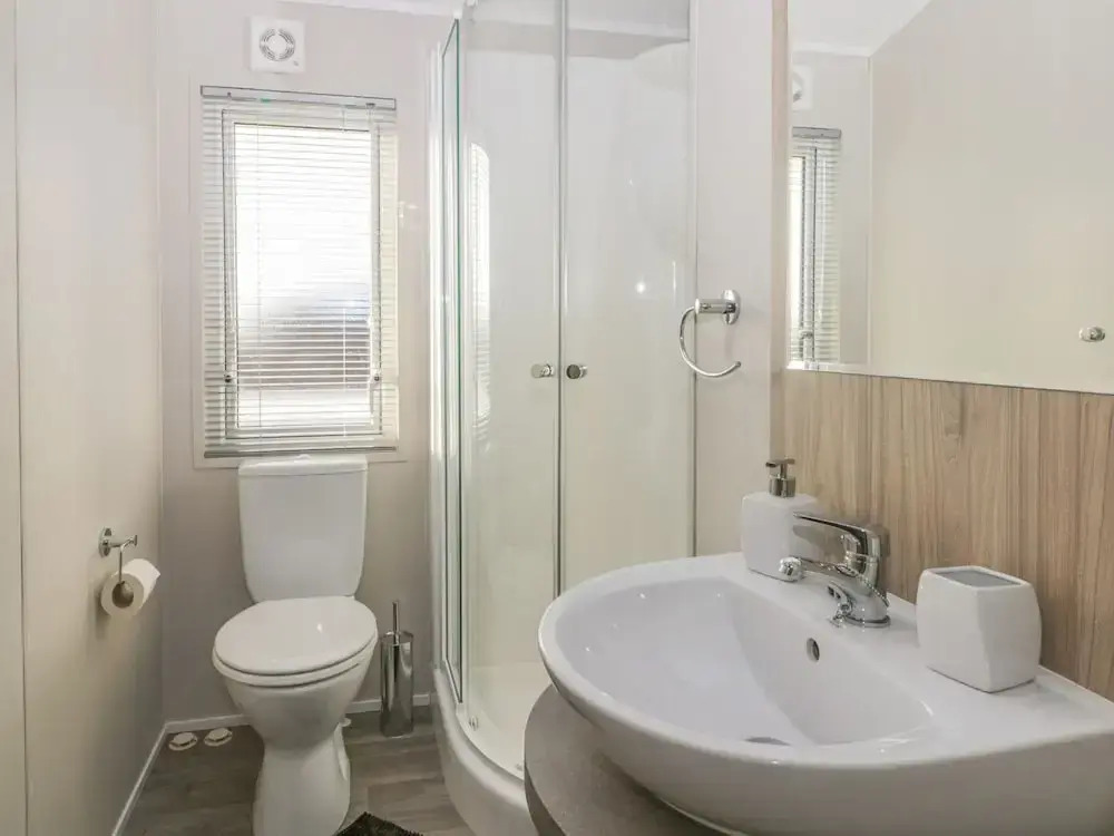 Stylish Lodge set in the Sand le Mere Holiday Park