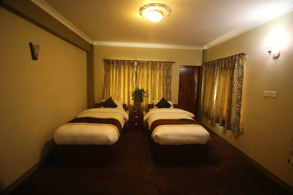 Himalayan Sherpa INN