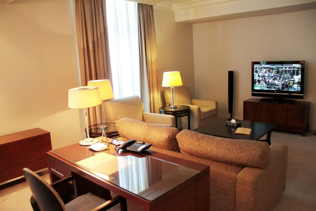 Royal Garden Hotel