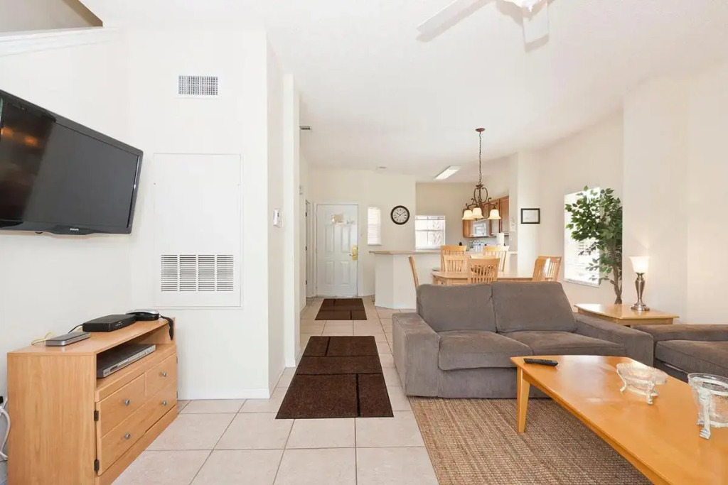 3Br 3Bath Private Townhome 10min Disney 1270ft