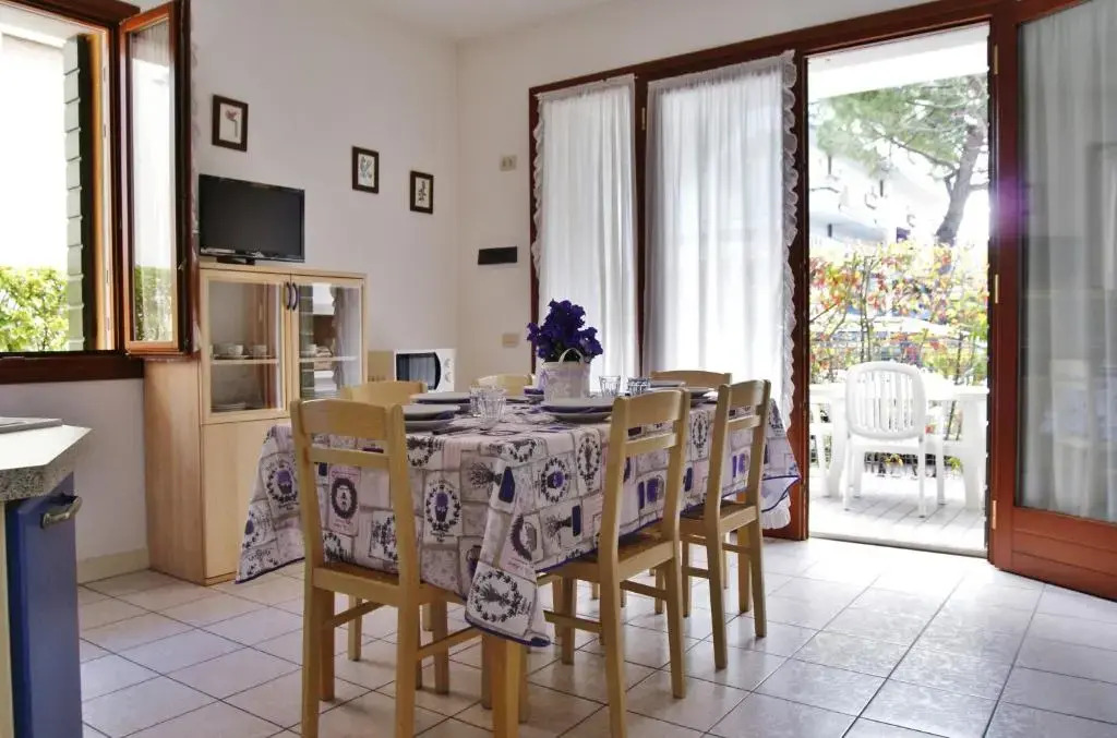 Appartamenti Villa Paola-Pochi passi dal mare-Zona piazza Aurora-Lido di Jesolo