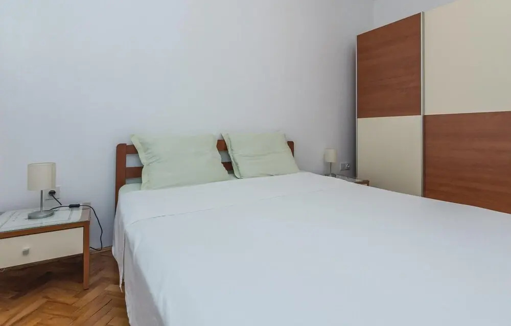 Nice Home in Privlaka With Wifi and 6 Bedrooms