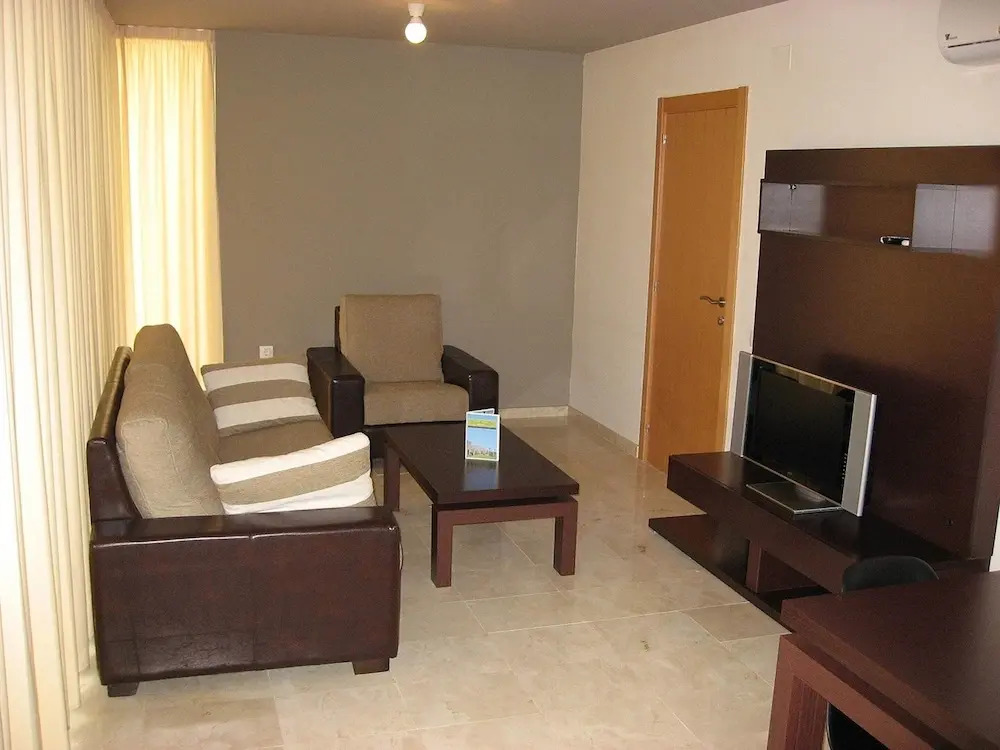 La Escala Apartment Near Beach for 3