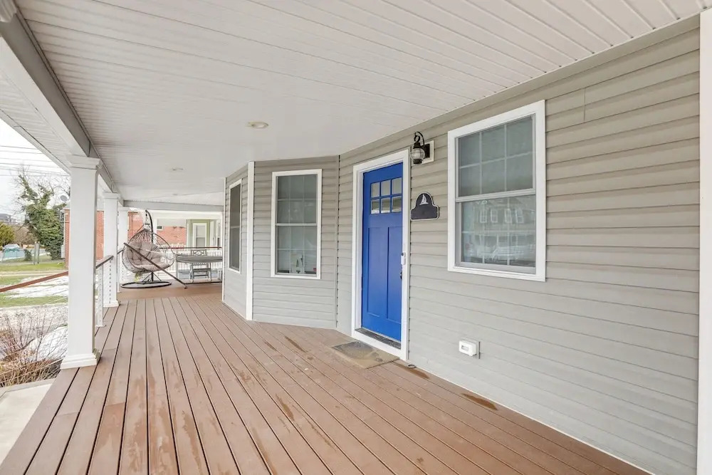 Long Branch Getaway - Walk to Beaches & Dining!