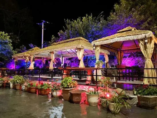 Danba Countryside Mountain Resort