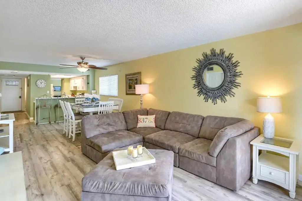 102 Waterview