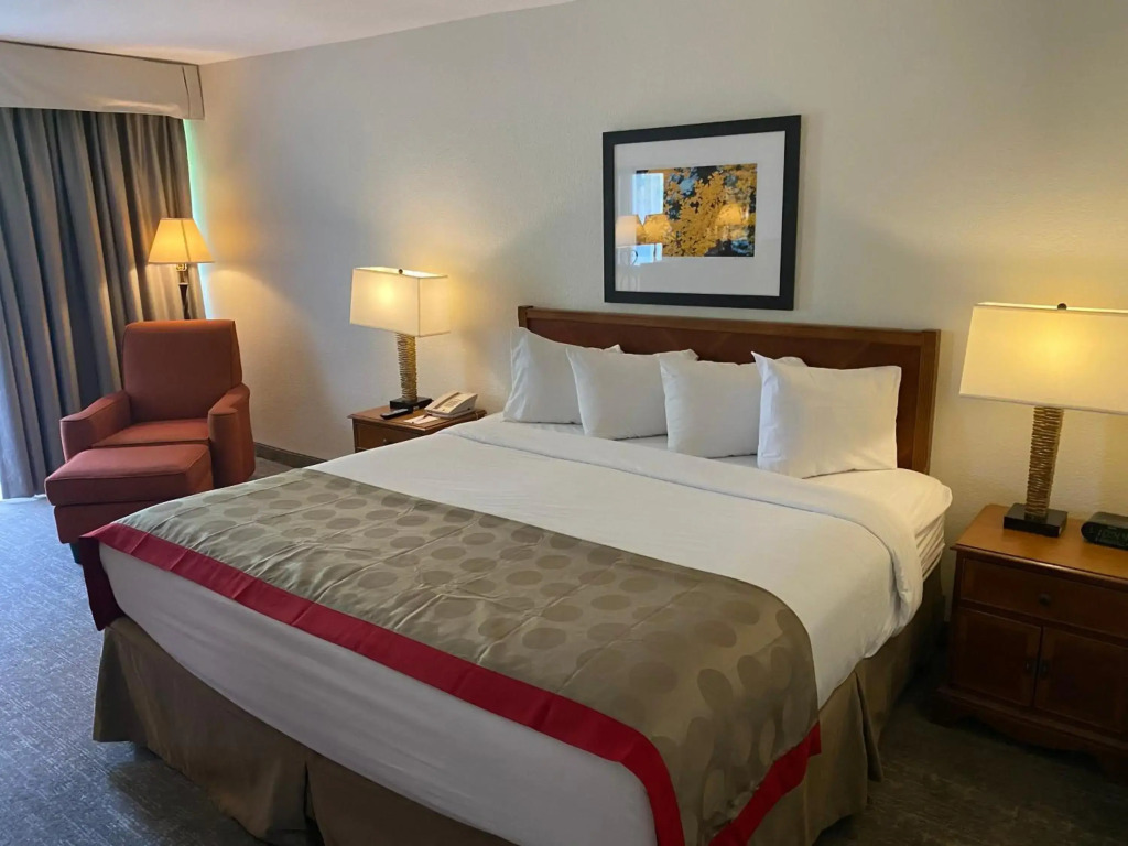 Ramada by Wyndham Albuquerque Midtown