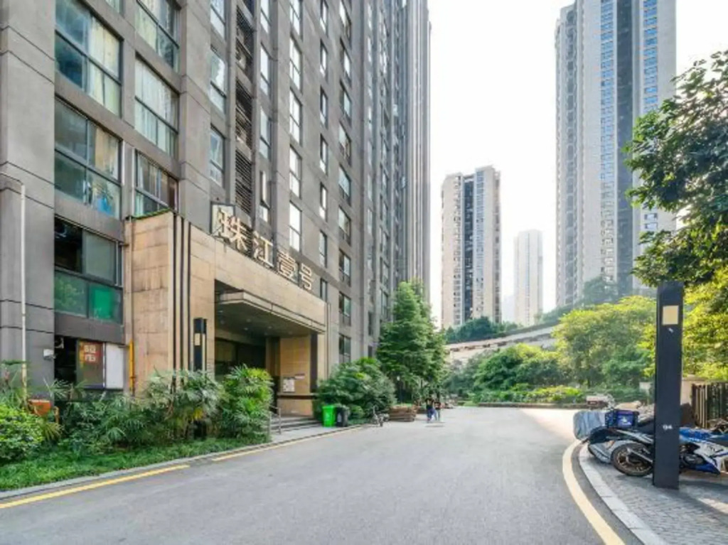 Pearl River No.1 River View Hotel