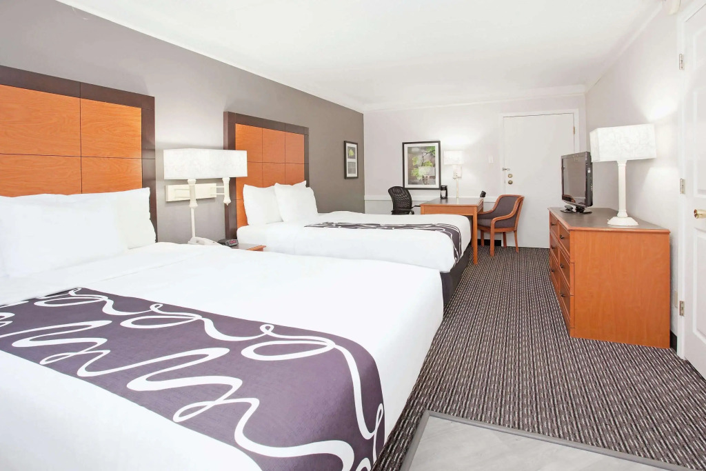 Travelodge by Wyndham Golden-Denver