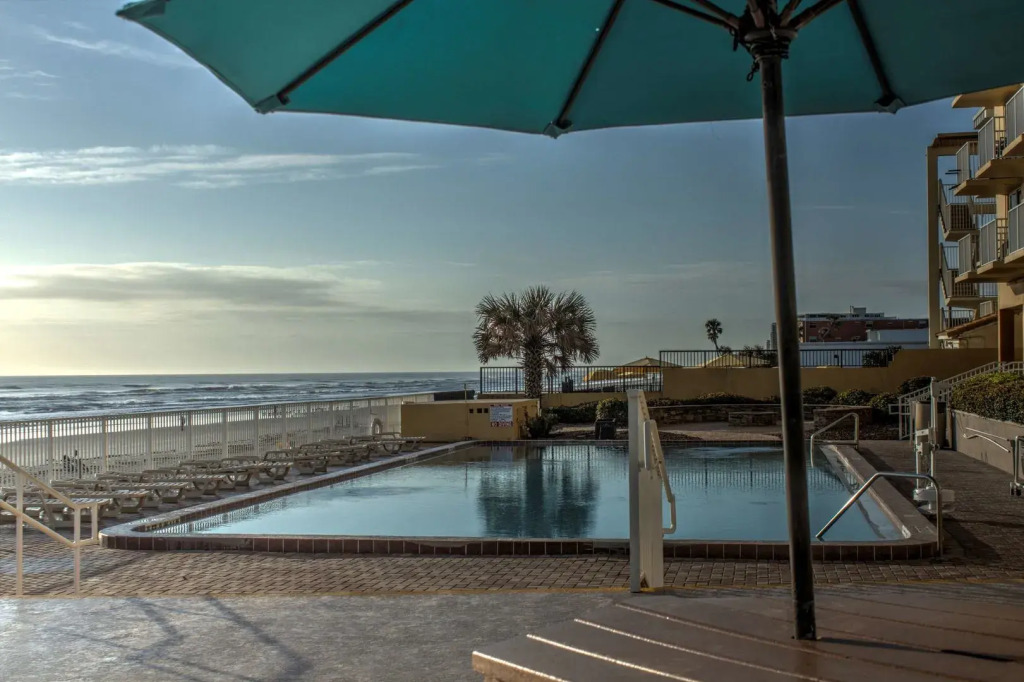 Spark by Hilton Ormond Beach Oceanfront