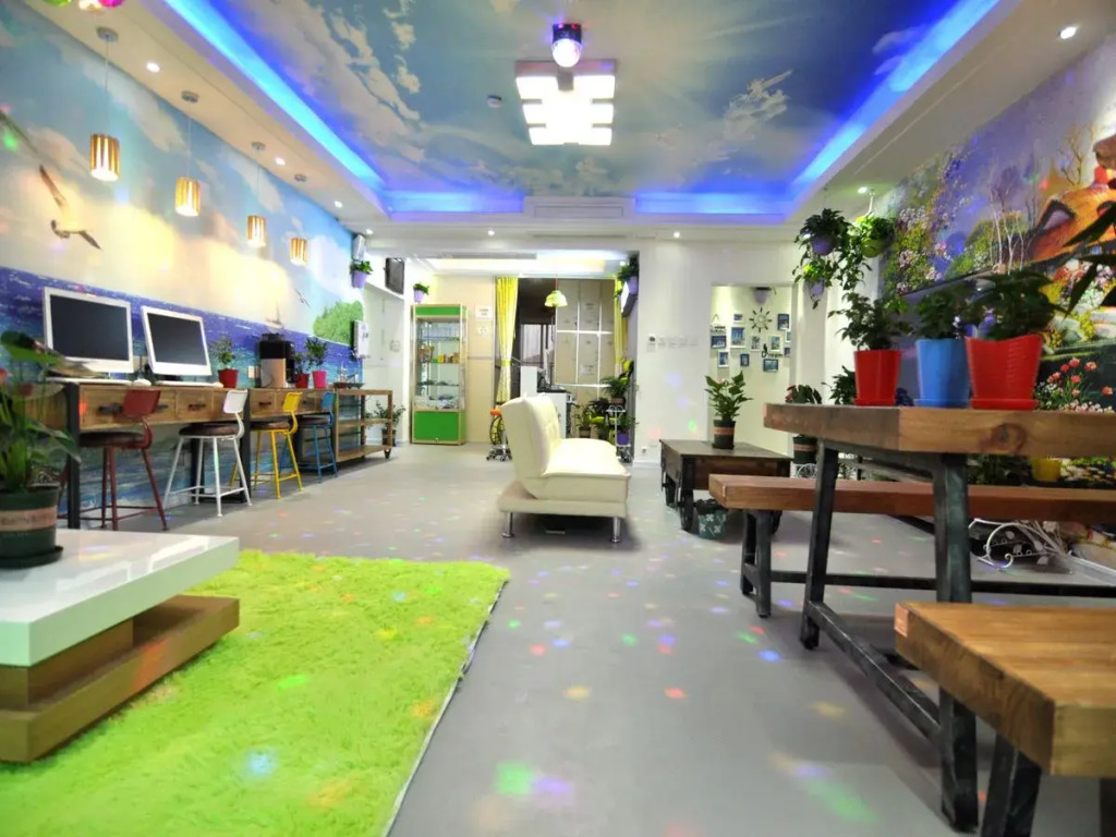 Qingdao YoungHall Capsule CYTS Apartments Wusi Square