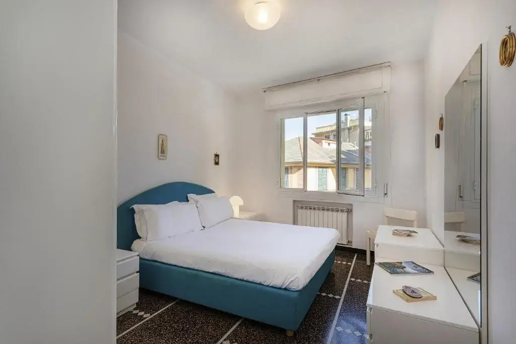 Large Apartment in the Heart of Santa Margherita L