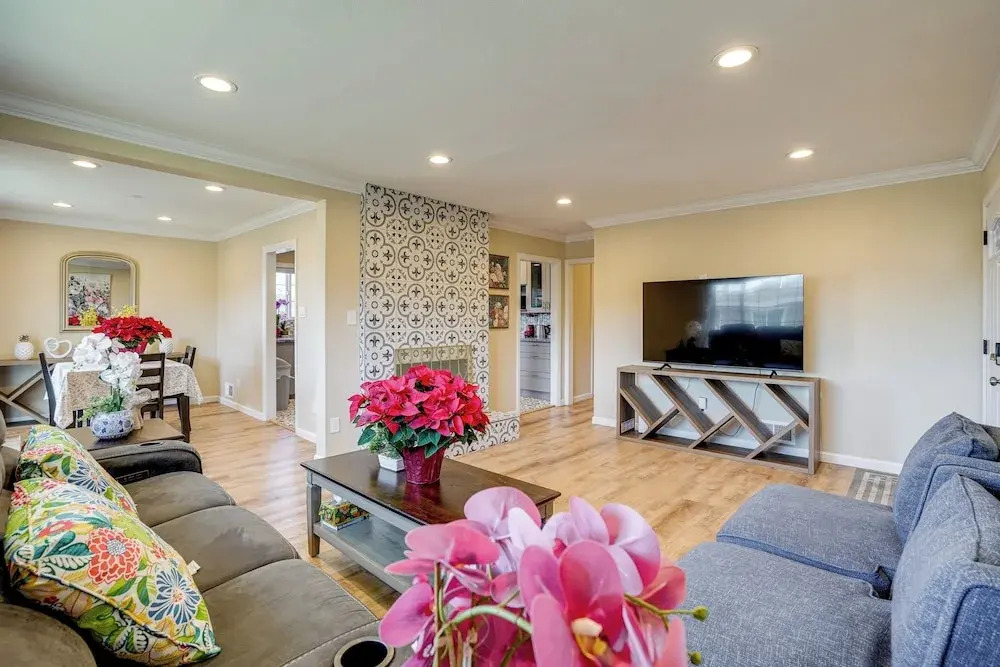 Easy SF Access! Spacious Family Home w/ Yard