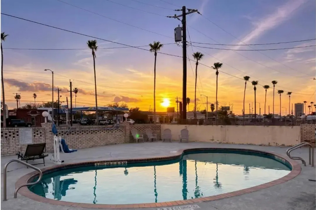 Aloha Inn McAllen Airport near Medical center Tx